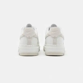 Nike Air Force 1 Luxe Ho21  - 3