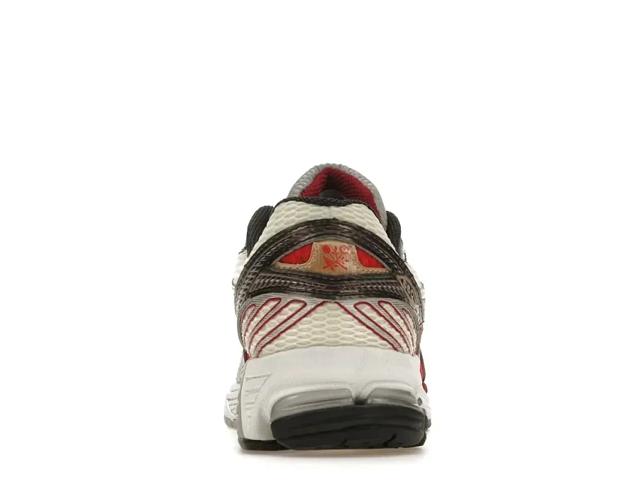 Фото № 4 с приближением к товару «‎New Balance 860v2»