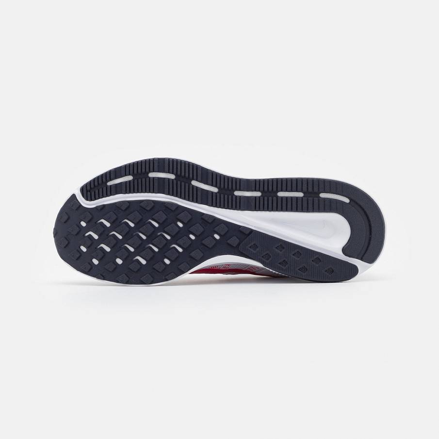 Фото № 4 с приближением к товару «‎Nike Run Swift 2»