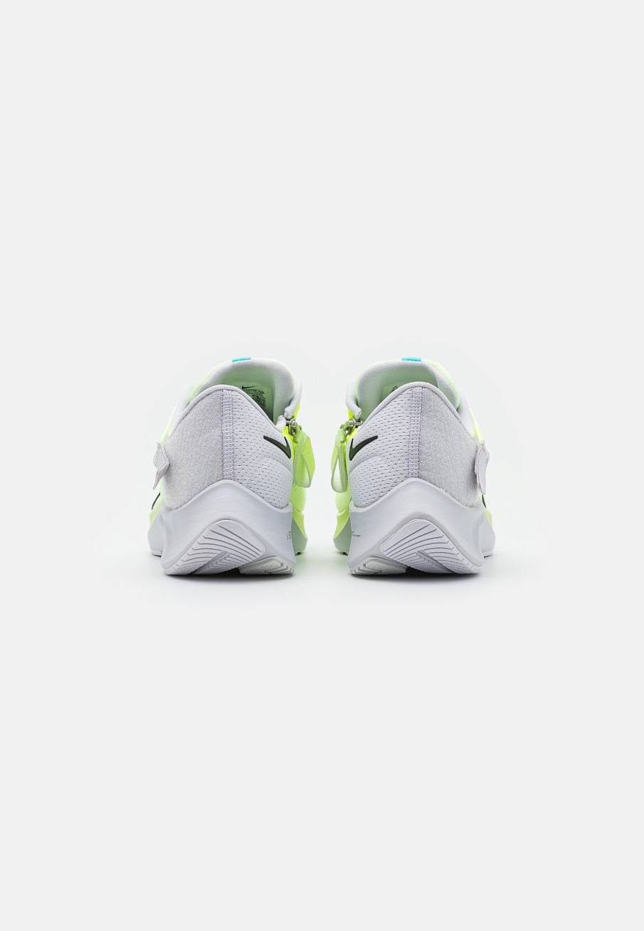 Фото № 3 с приближением к товару «‎Nike Zoom Pegasus 38 Flyease Wide»
