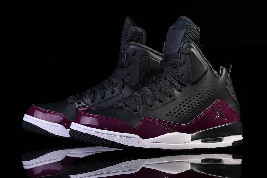Фото № 2 с приближением к товару «‎Nike Air Jordan Sc-3 »