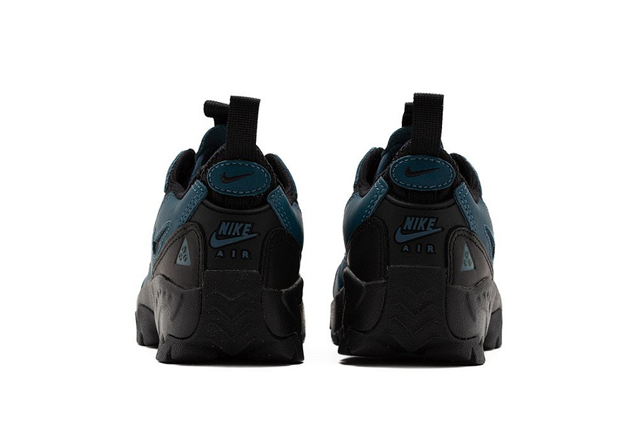Фото № 3 с приближением к товару «‎Nike Acg Air Mada»