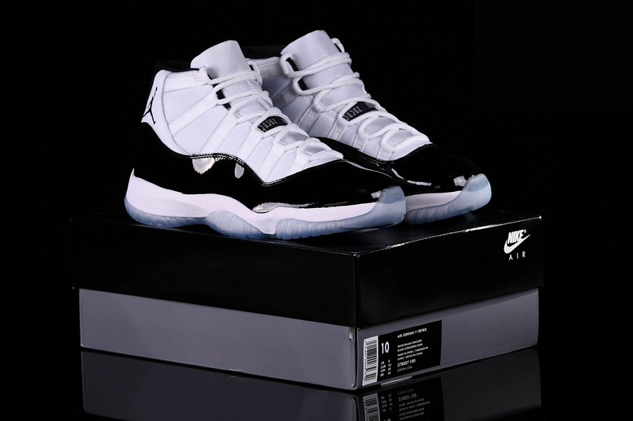 Фото № 3 с приближением к товару «‎Nike Air Jordan 11 Retro Concord »