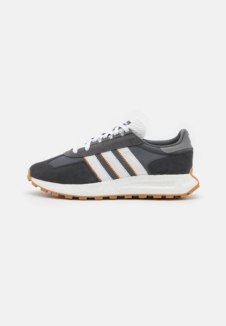 Фото № 1 с приближением к товару «‎Adidas Retropy E5 »