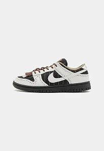 Фото № 1 с приближением к товару «‎DUNK LOW LX»