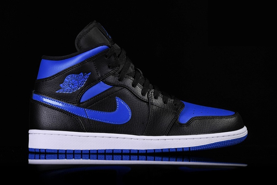 Фото № 2 с приближением к товару «‎Nike Air Jordan 1 Retro Hyper Royal »