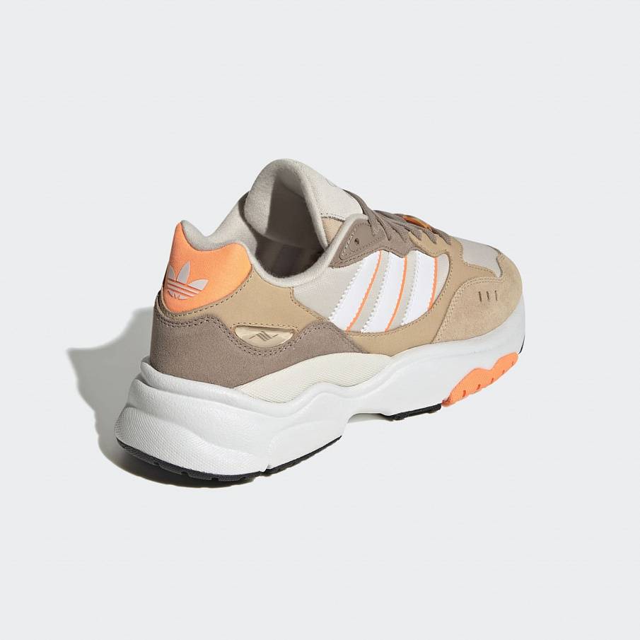 Фото № 3 с приближением к товару «‎Adidas Retropy »