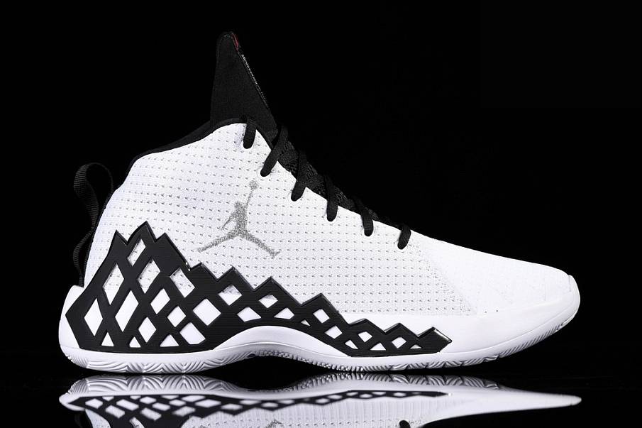 Фото № 1 с приближением к товару «‎Nike Air Jordan Jumpman Diamond »