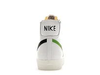 Фото № 4 с приближением к товару «‎Nike Blazer Mid 77 Vintage Mismatched Swoosh Chlorophyll Black»