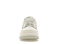 Фото № 2 с приближением к товару «‎Nike Dunk Low»