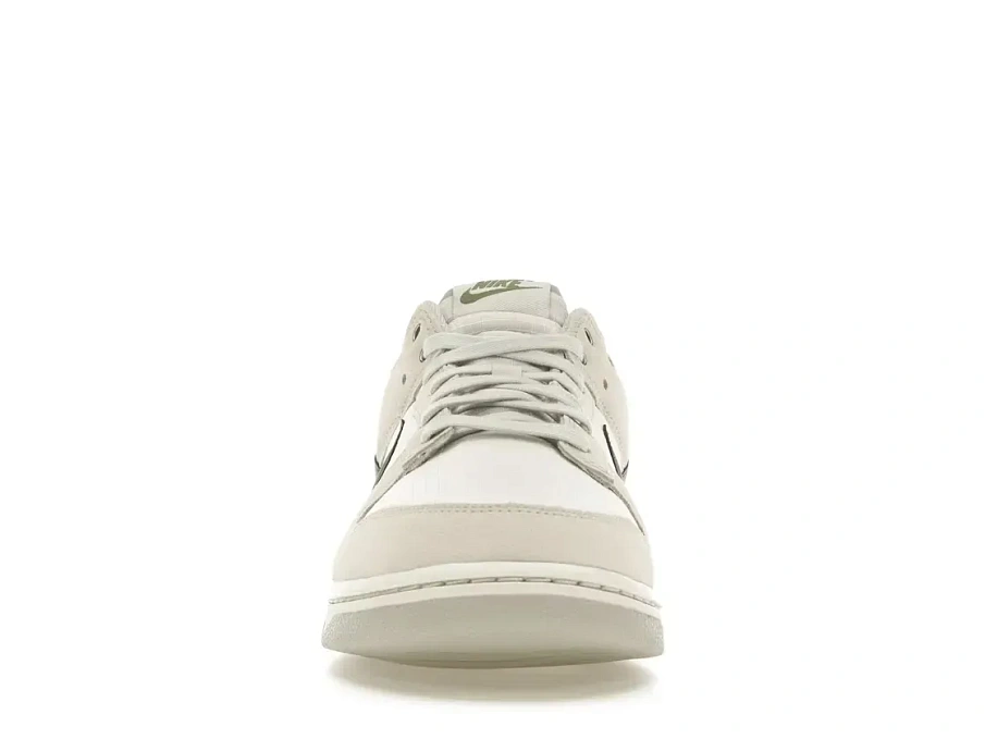 Фото № 2 с приближением к товару «‎Nike Dunk Low»