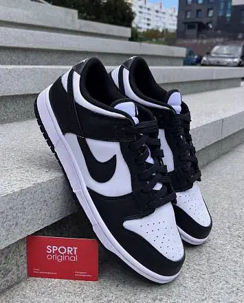 Nike Dunk Low Panda - 1
