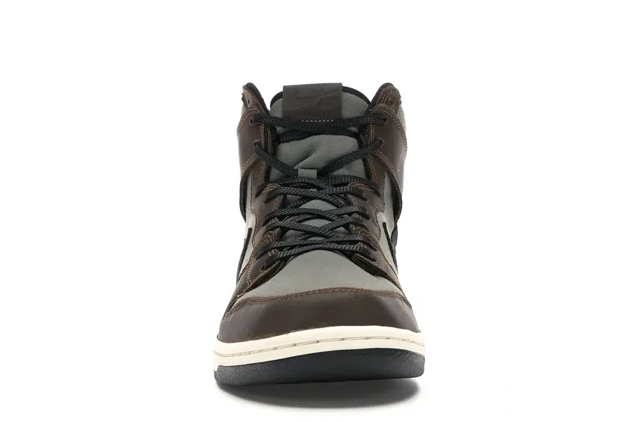 Фото № 2 с приближением к товару «‎Nike SB Dunk High Baroque Brown»
