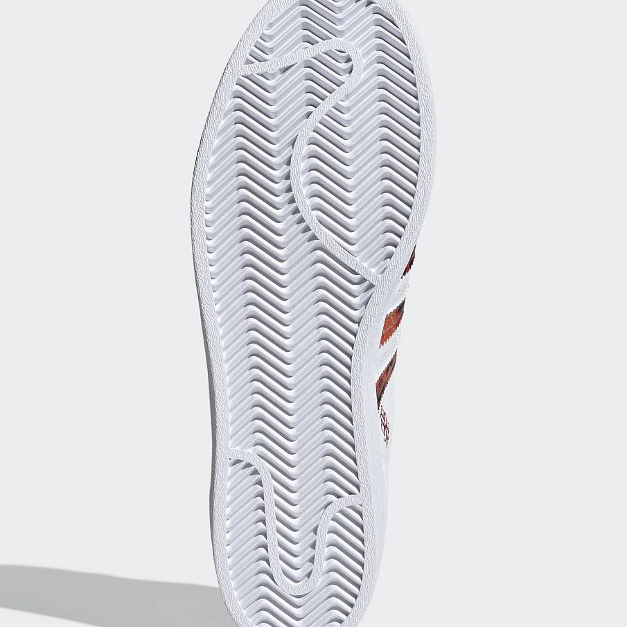Фото № 5 с приближением к товару «‎Adidas Superstar »