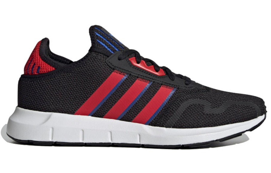 Фото № 2 с приближением к товару «‎adidas originals Swift Run X BlackRed»