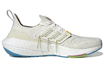 Фото № 2 с приближением к товару «‎ adidas Ultraboost 22 Running shoes»
