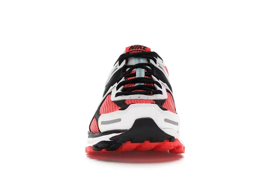 Фото № 2 с приближением к товару «‎Nike Zoom Vomero 5»