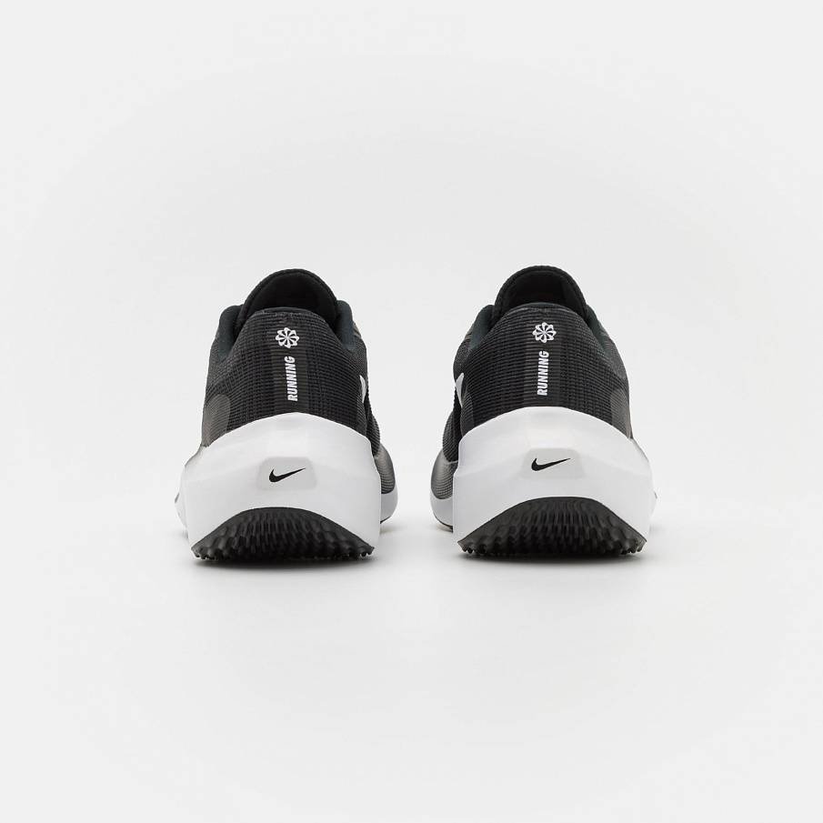 Фото № 3 с приближением к товару «‎Nike Zoom Fly 5»