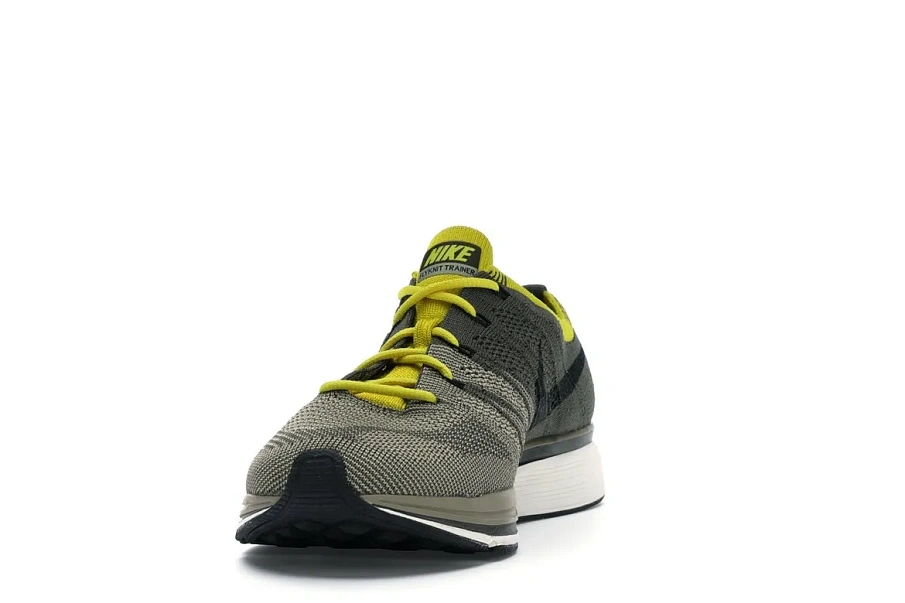 Фото № 2 с приближением к товару «‎Nike Flyknit Trainer Cargo Khaki Bright Citron»