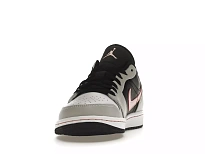 Фото № 2 с приближением к товару «‎Jordan 1 Low Black Grey Pink»