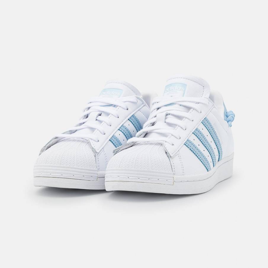 Фото № 2 с приближением к товару «‎Adidas Superstar W »