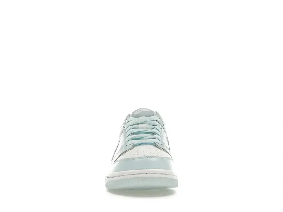 Фото № 2 с приближением к товару «‎Nike Dunk Low»