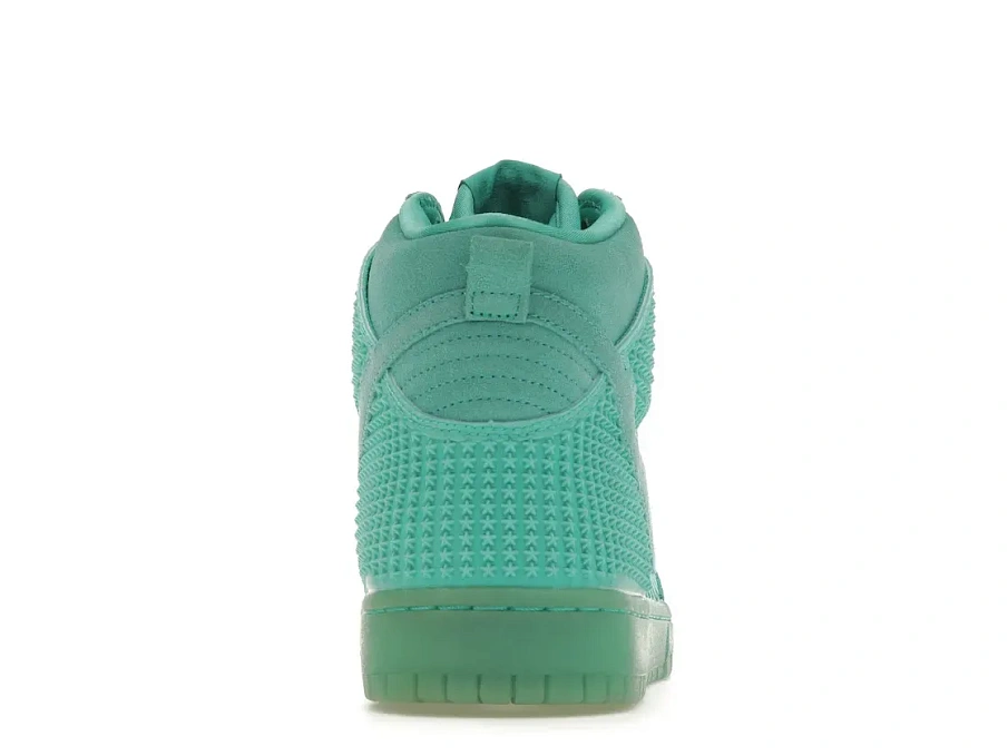 Фото № 4 с приближением к товару «‎Nike Dunk CMFT Premium Light Retro»