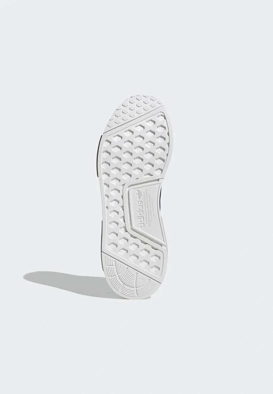 Фото № 4 с приближением к товару «‎NMD R1 UNISEX»