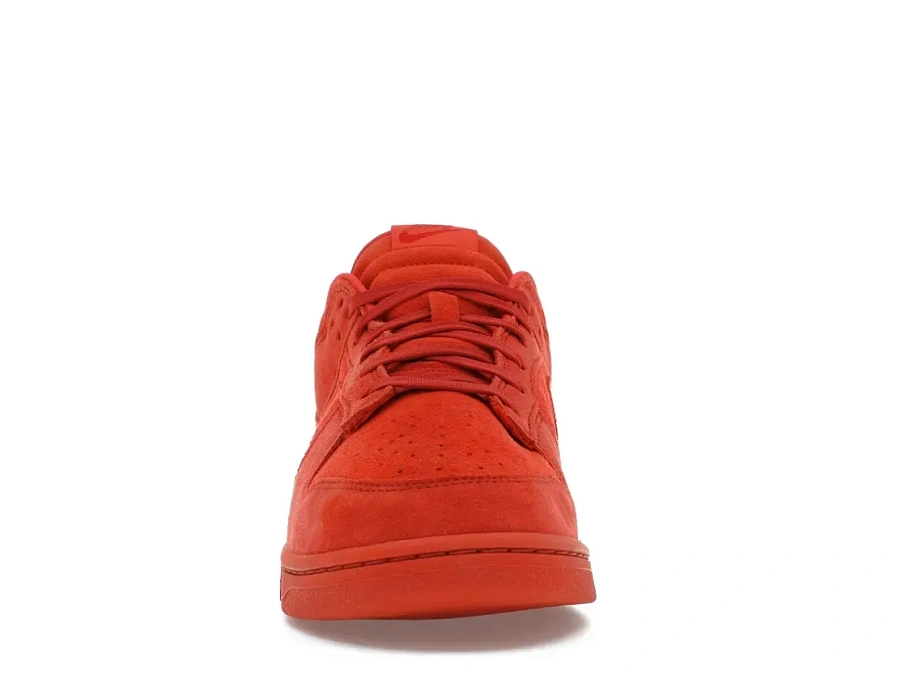 Фото № 2 с приближением к товару «‎Nike Dunk Low»