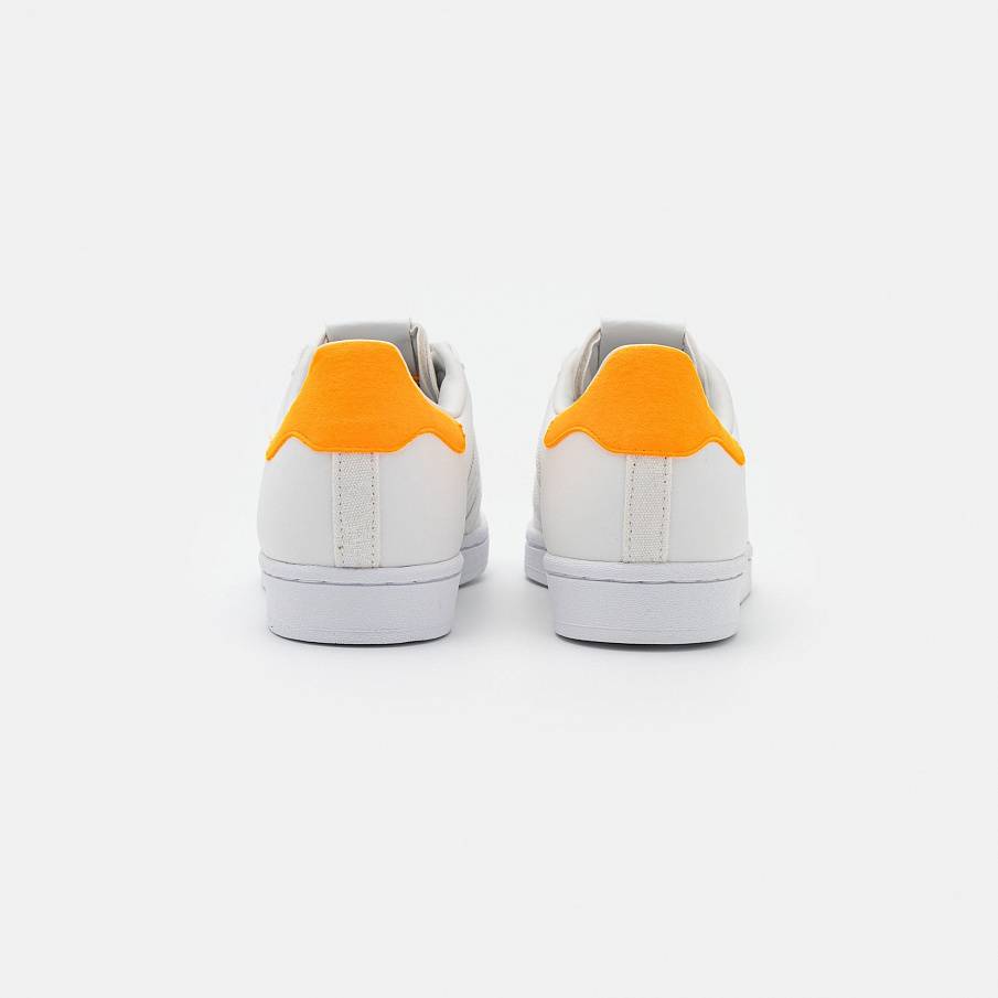 Фото № 5 с приближением к товару «‎Adidas Superstar »