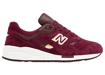 New Balance 1600