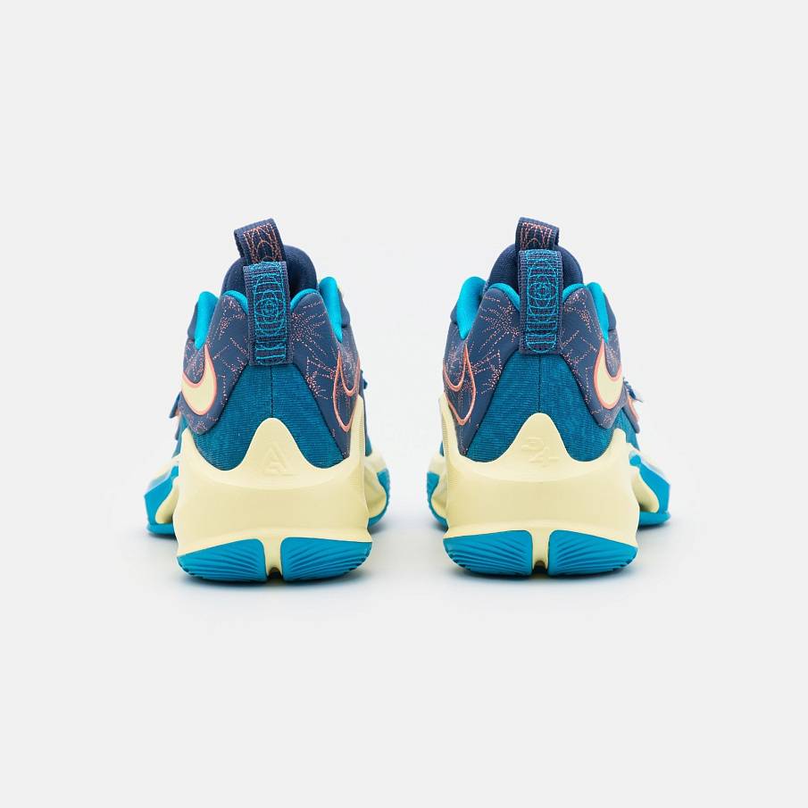 Фото № 3 с приближением к товару «‎Nike Zoom Freak 3»