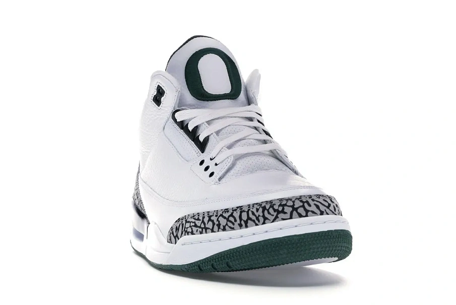 Фото № 3 с приближением к товару «‎Jordan 3 Retro Oregon Ducks Pit Crew White»