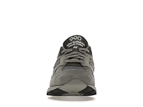 Фото № 2 с приближением к товару «‎New Balance 990v2»