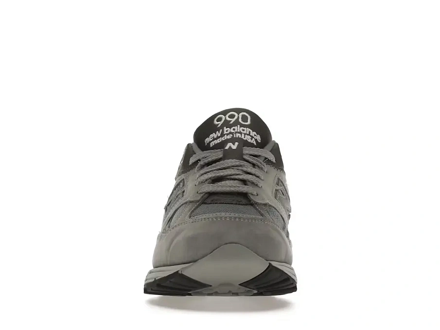 Фото № 2 с приближением к товару «‎New Balance 990v2»