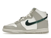 Фото № 3 с приближением к товару «‎Nike Dunk High FLS »
