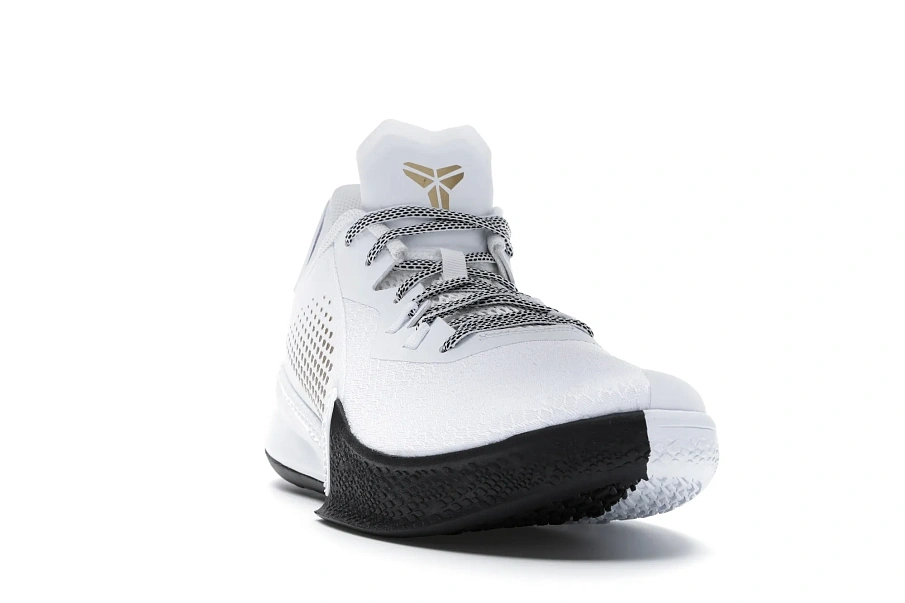 Фото № 4 с приближением к товару «‎Nike Mamba Fury White Metallic Gold»
