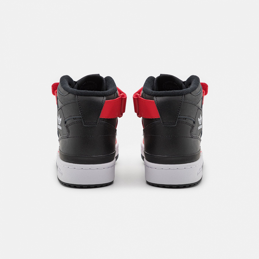 Фото № 3 с приближением к товару «‎Adidas Forum »