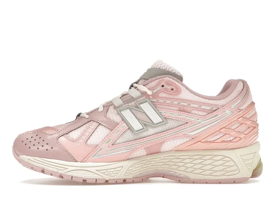 Фото № 3 с приближением к товару «‎New Balance 1906R»