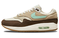 Фото № 1 с приближением к товару «‎ Nike Air Max 1 Running shoes»