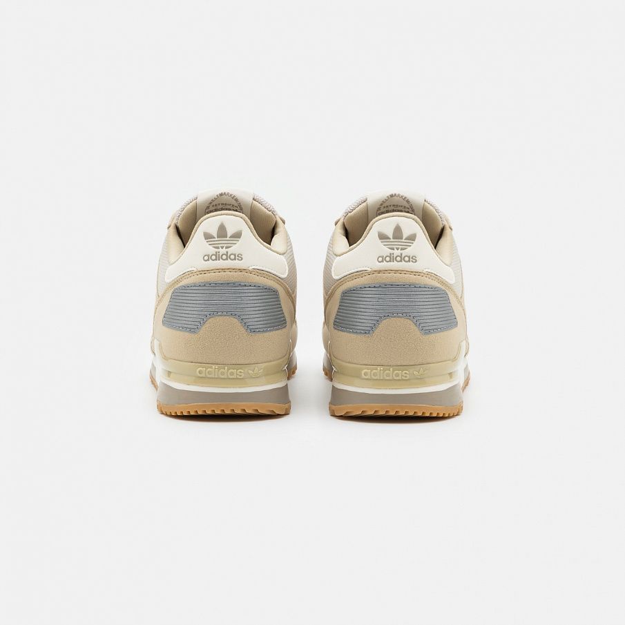 Фото № 3 с приближением к товару «‎Adidas ZX 700 »