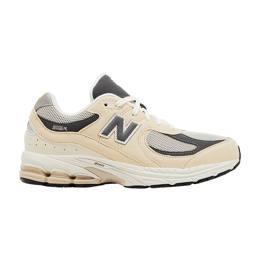 Фото № 1 с приближением к товару «‎New Balance 2002R Big Kid Sandstone Magnet»