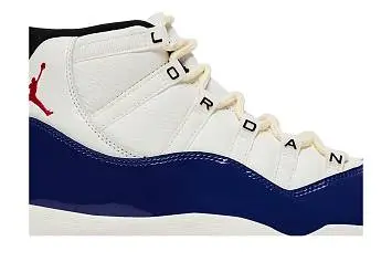 Air Jordan 11 Retro Rare Air - 3