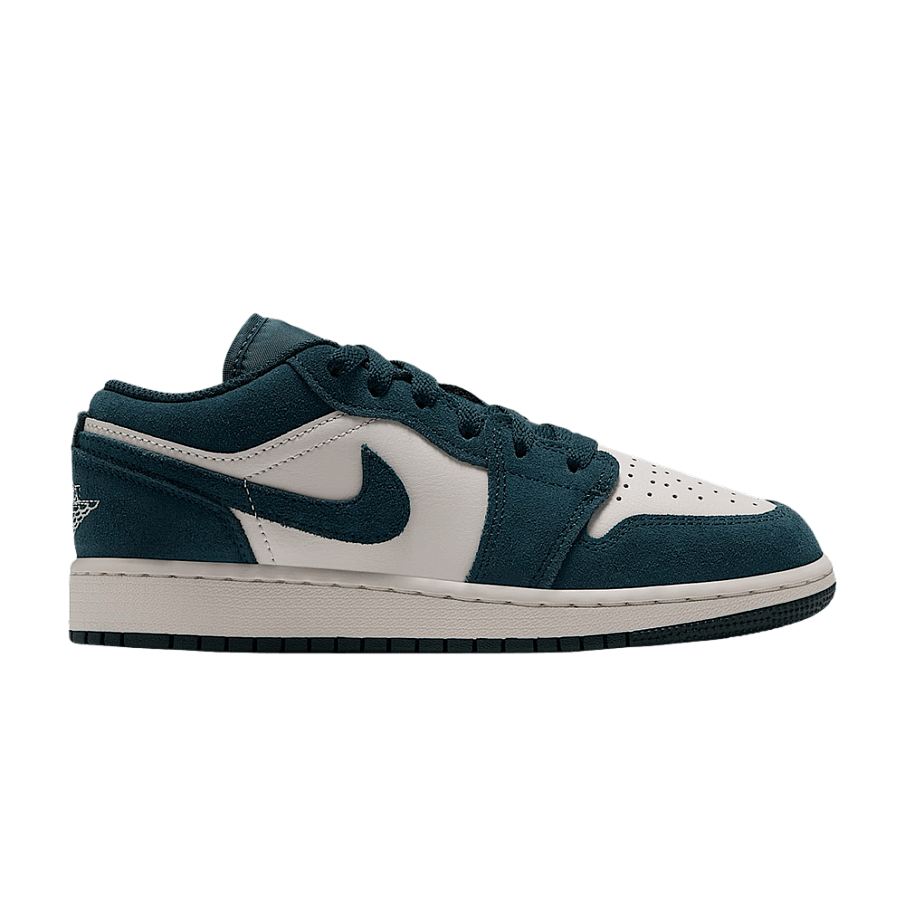 Фото № 1 с приближением к товару «‎Air Jordan 1 Low GS Midnight Spruce Pale Ivory Light Orewood Brown»