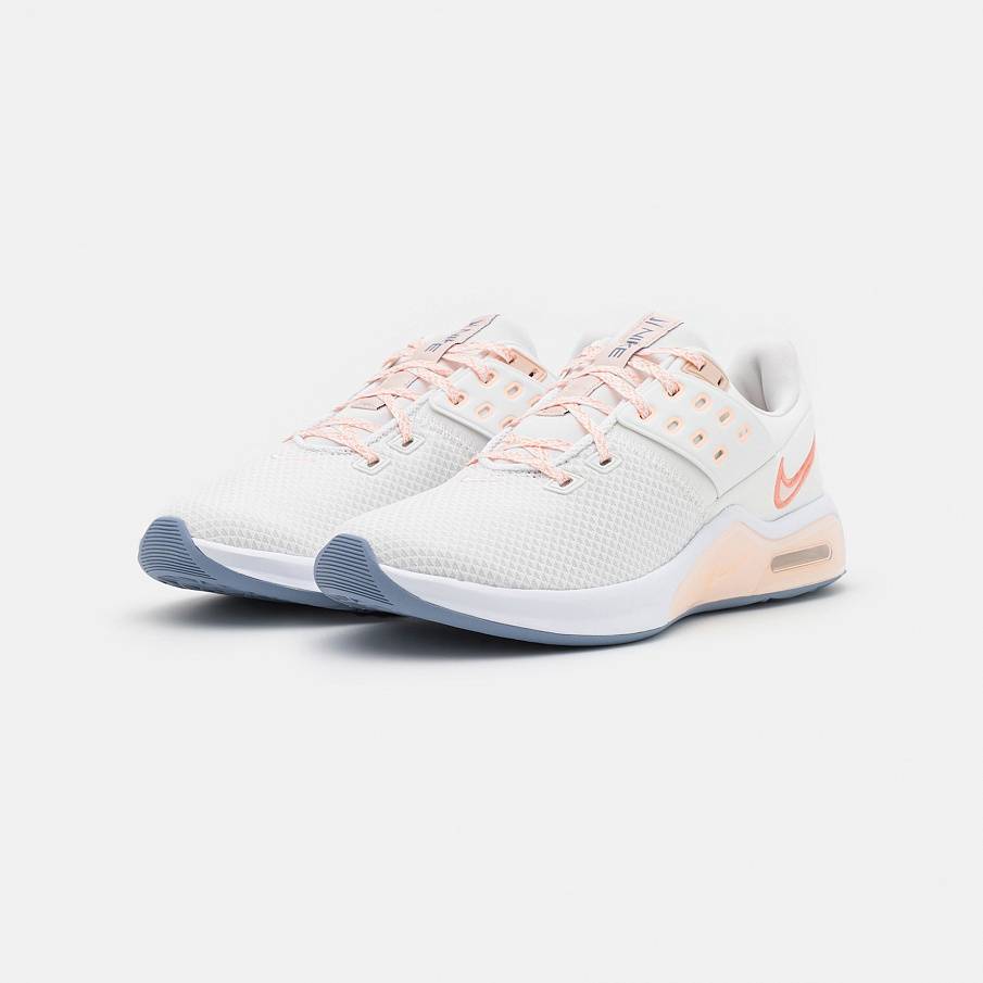 Фото № 2 с приближением к товару «‎Nike Air Max Bella TR 4»