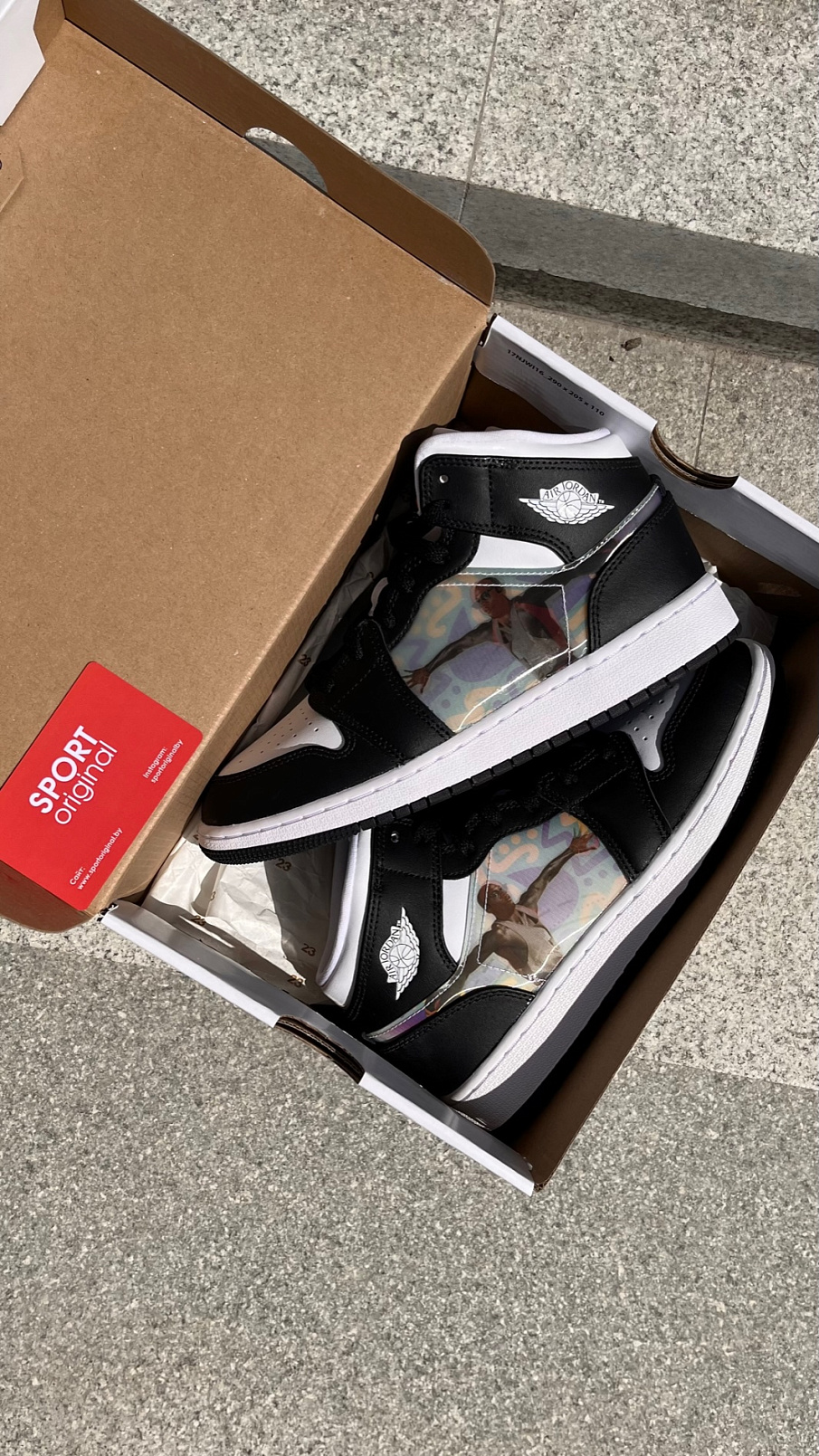 Фото № 4 с приближением к товару «‎Air Jordan 1 Mid»