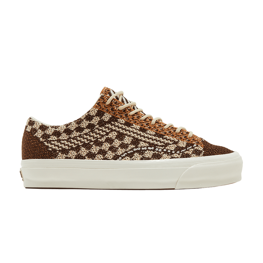 Фото № 1 с приближением к товару «‎Vans Old Skool 36 Engineered Knit Potting Soil Brown»