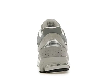 Фото № 4 с приближением к товару «‎New Balance 2002R»