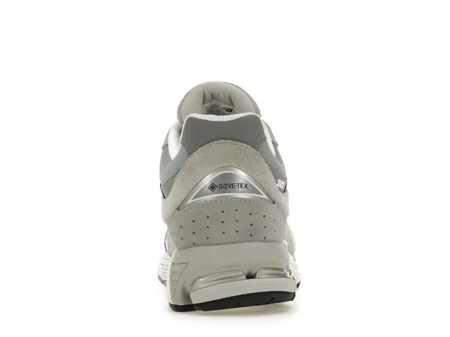 Фото № 4 с приближением к товару «‎New Balance 2002R»