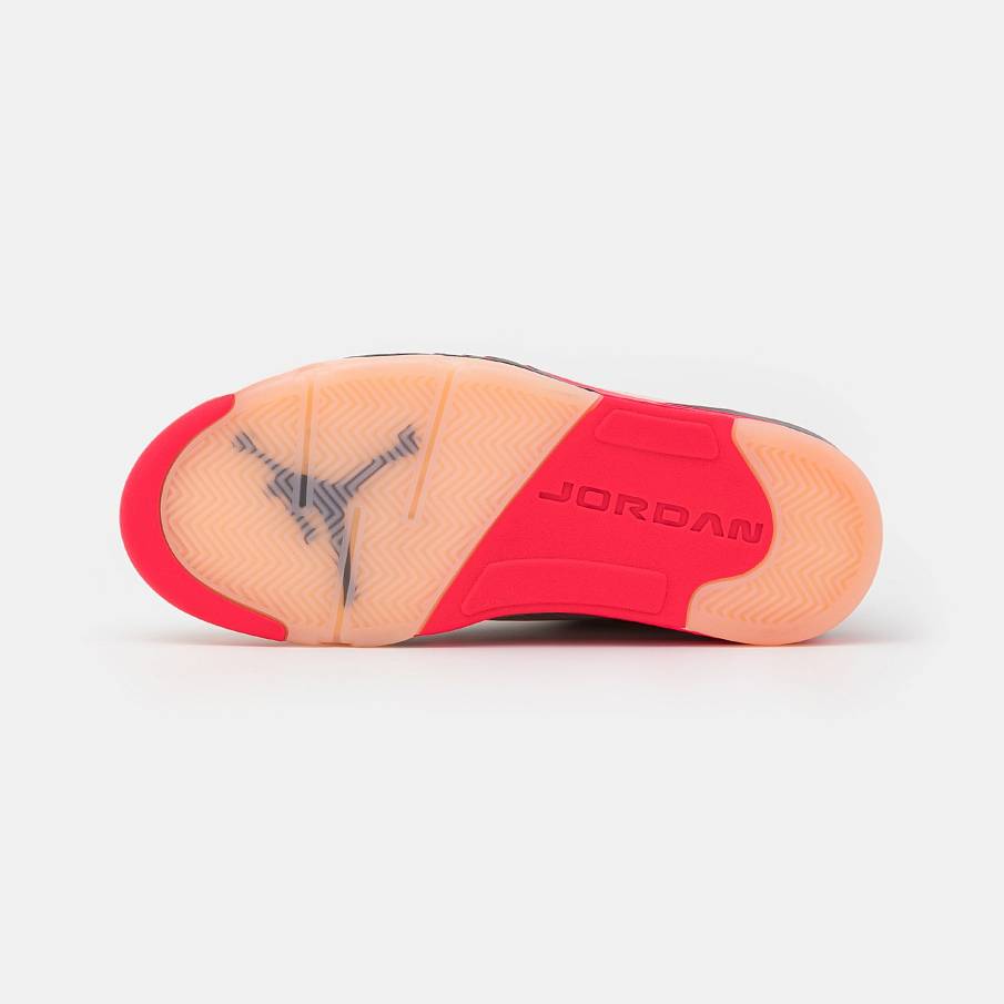 Фото № 3 с приближением к товару «‎Jordan Air 5 Retro »